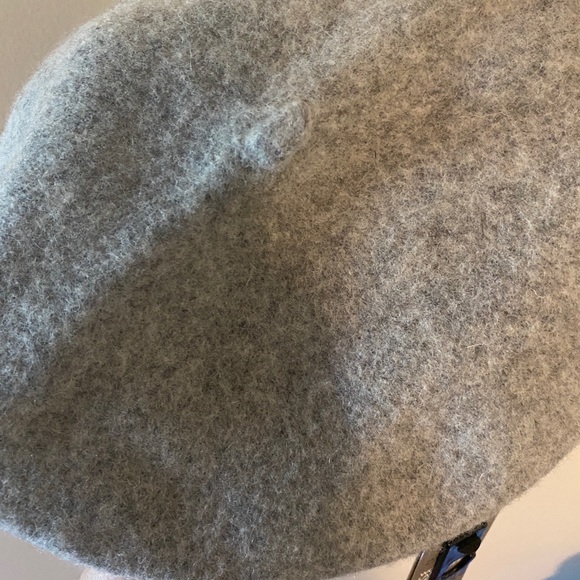 NWT H&M Grey Wool Beret - Picture 2 of 4